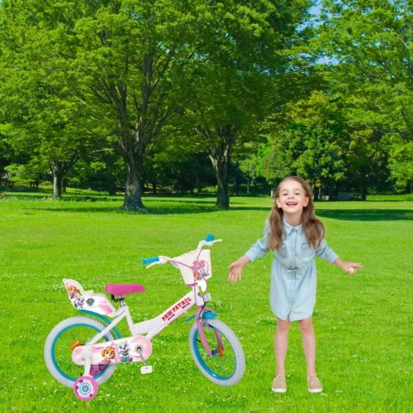 Toimsa Kinderfahrrad 16 Zoll bunt mit Korb ideal für kleine Entdecker im Schnee